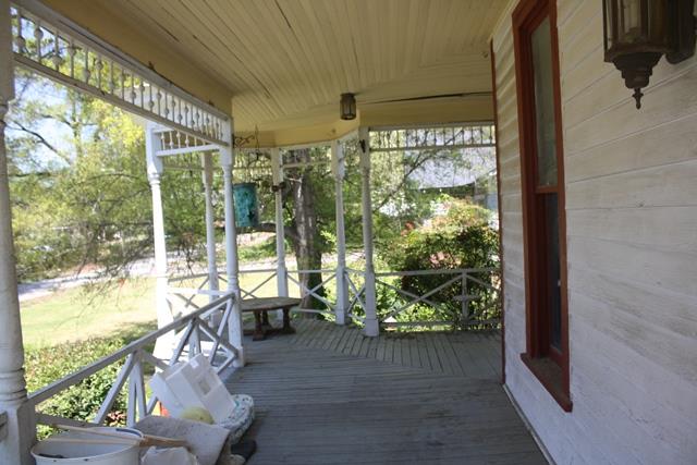 257 Walnut St, Toccoa, GA 30577 photo 5