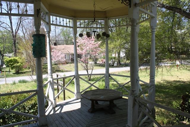 257 Walnut St, Toccoa, GA 30577 photo 6