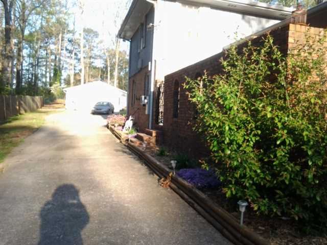 6421 Priscilla Ct, Morrow, GA 30260 photo 2