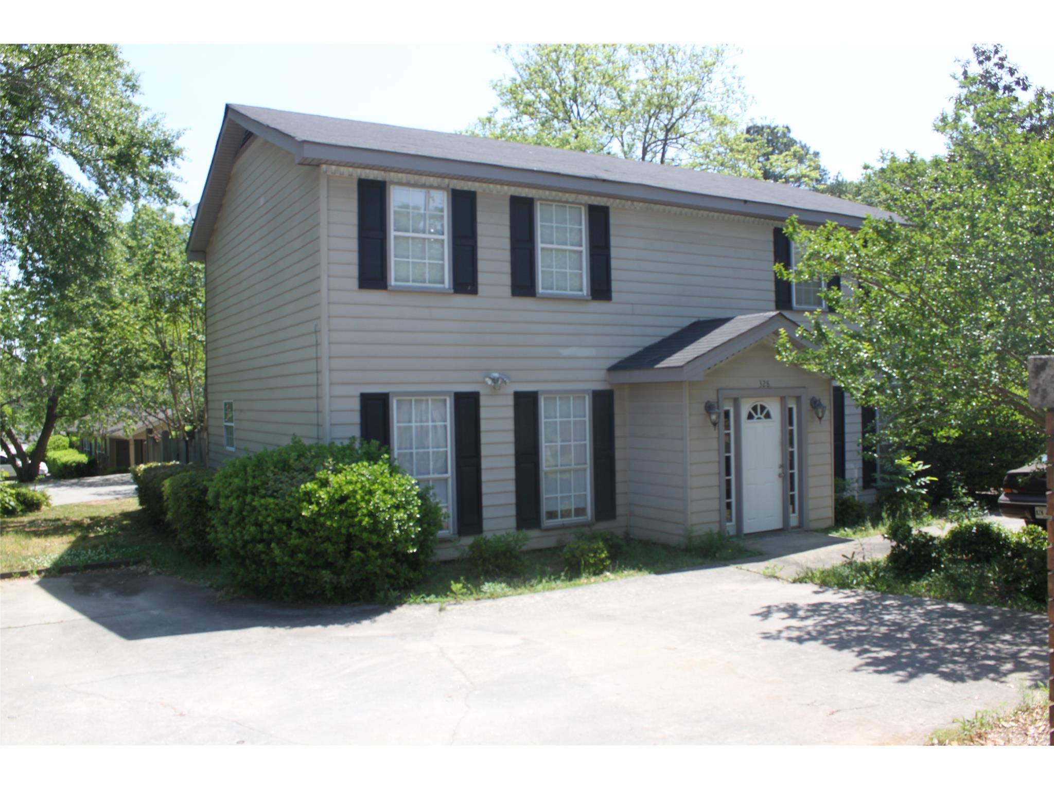 328 Broad St, Monroe, GA 30655 photo 1