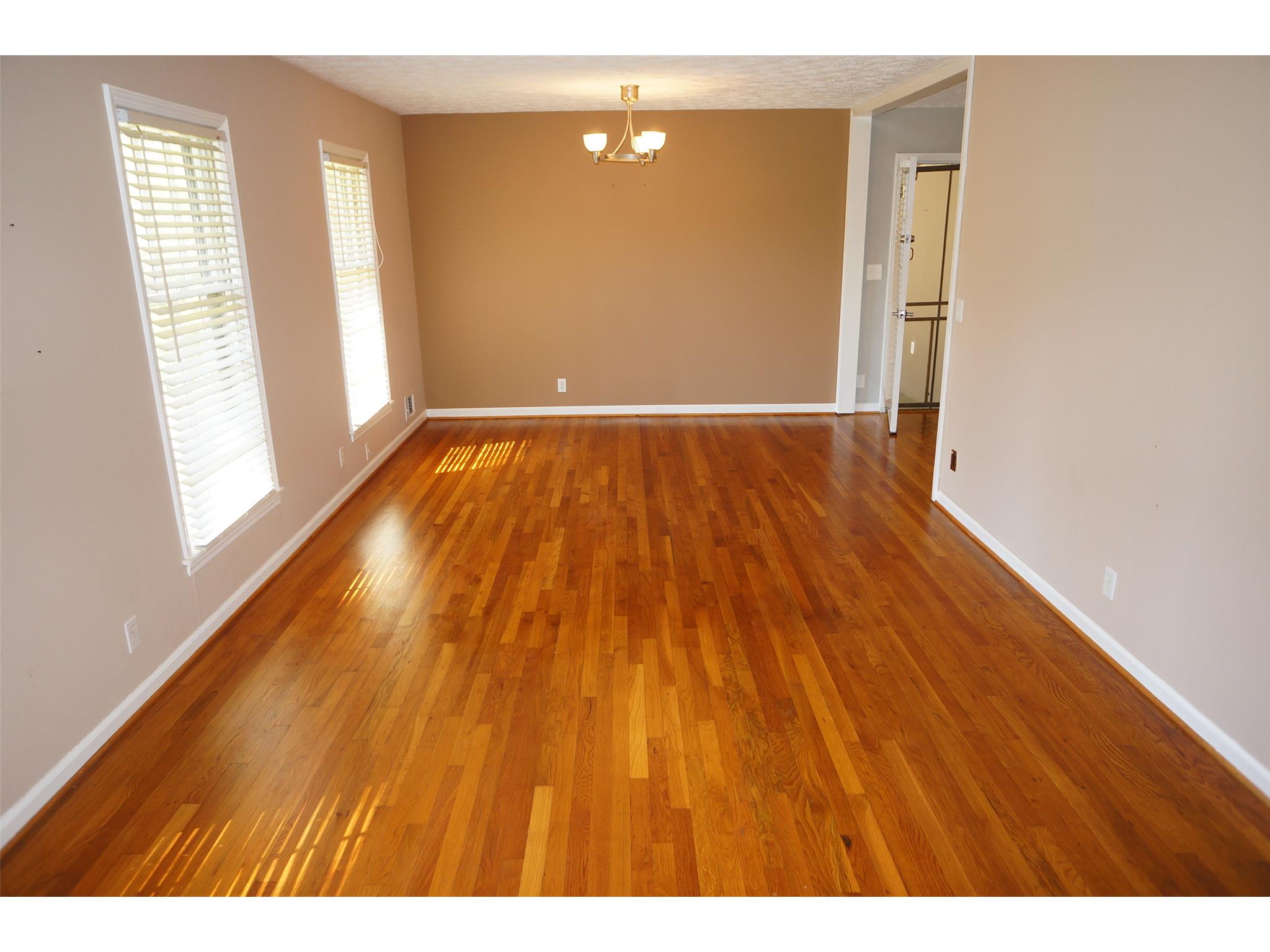 1237 Briarbrook Ct, Stone Mountain, GA 30083 photo 11