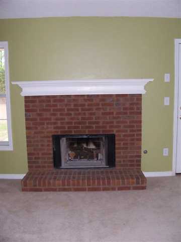 3960 Riversong Dr, Suwanee, GA 30024 photo 4