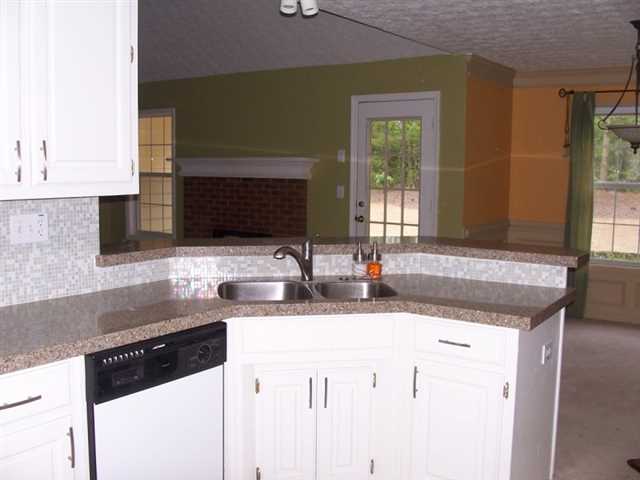 3960 Riversong Dr, Suwanee, GA 30024 photo 7