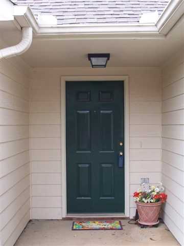 3960 Riversong Dr, Suwanee, GA 30024 photo 2