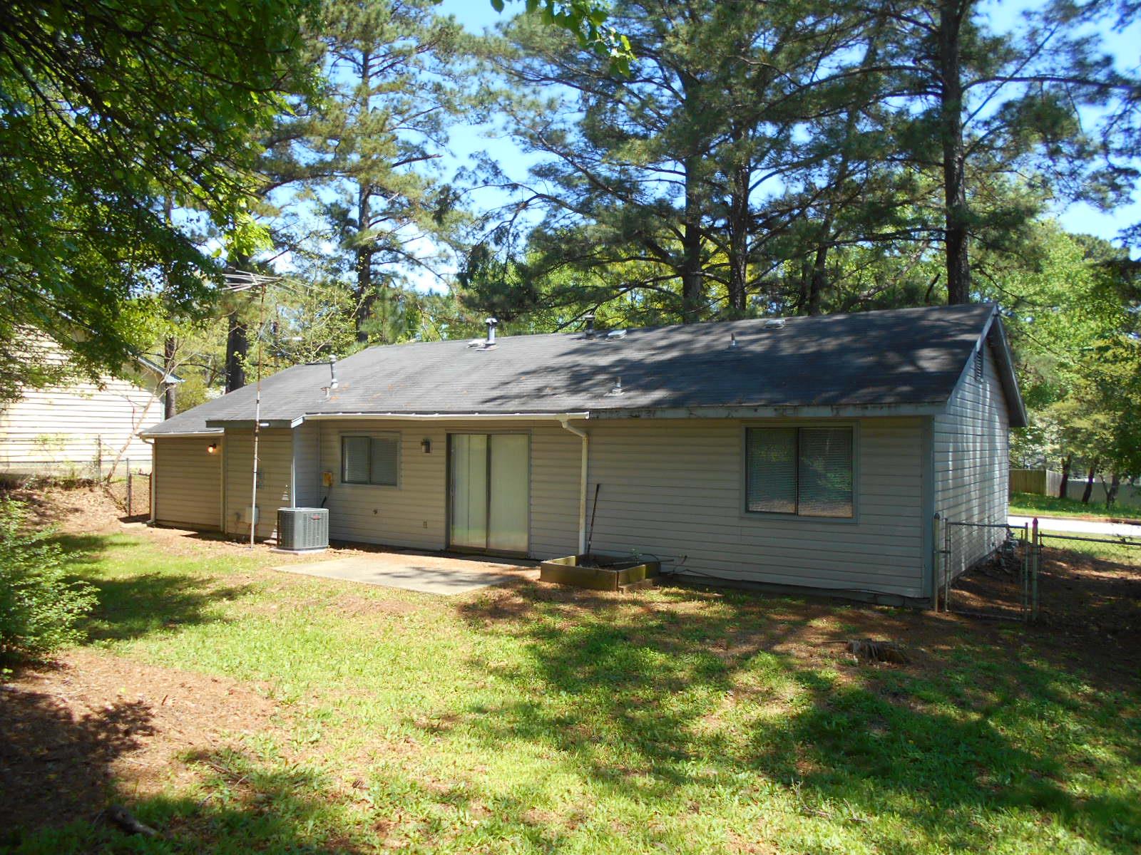 3051 Brook Hollow Dr, Rex, GA 30273 photo 11