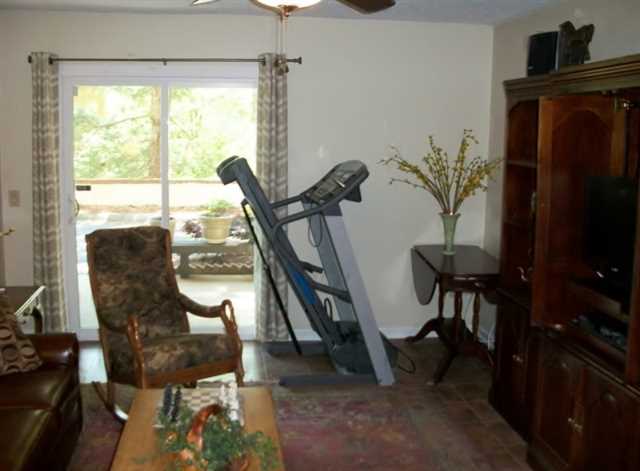 3489 Ashwood Ln, Chamblee, GA 30341 photo 9