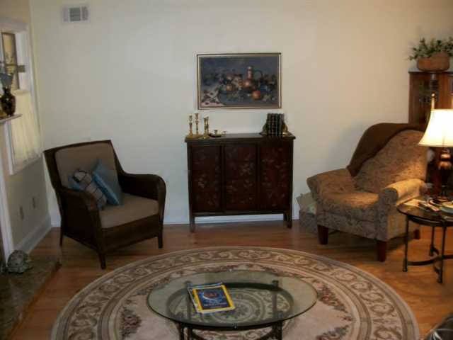 3489 Ashwood Ln, Chamblee, GA 30341 photo 3