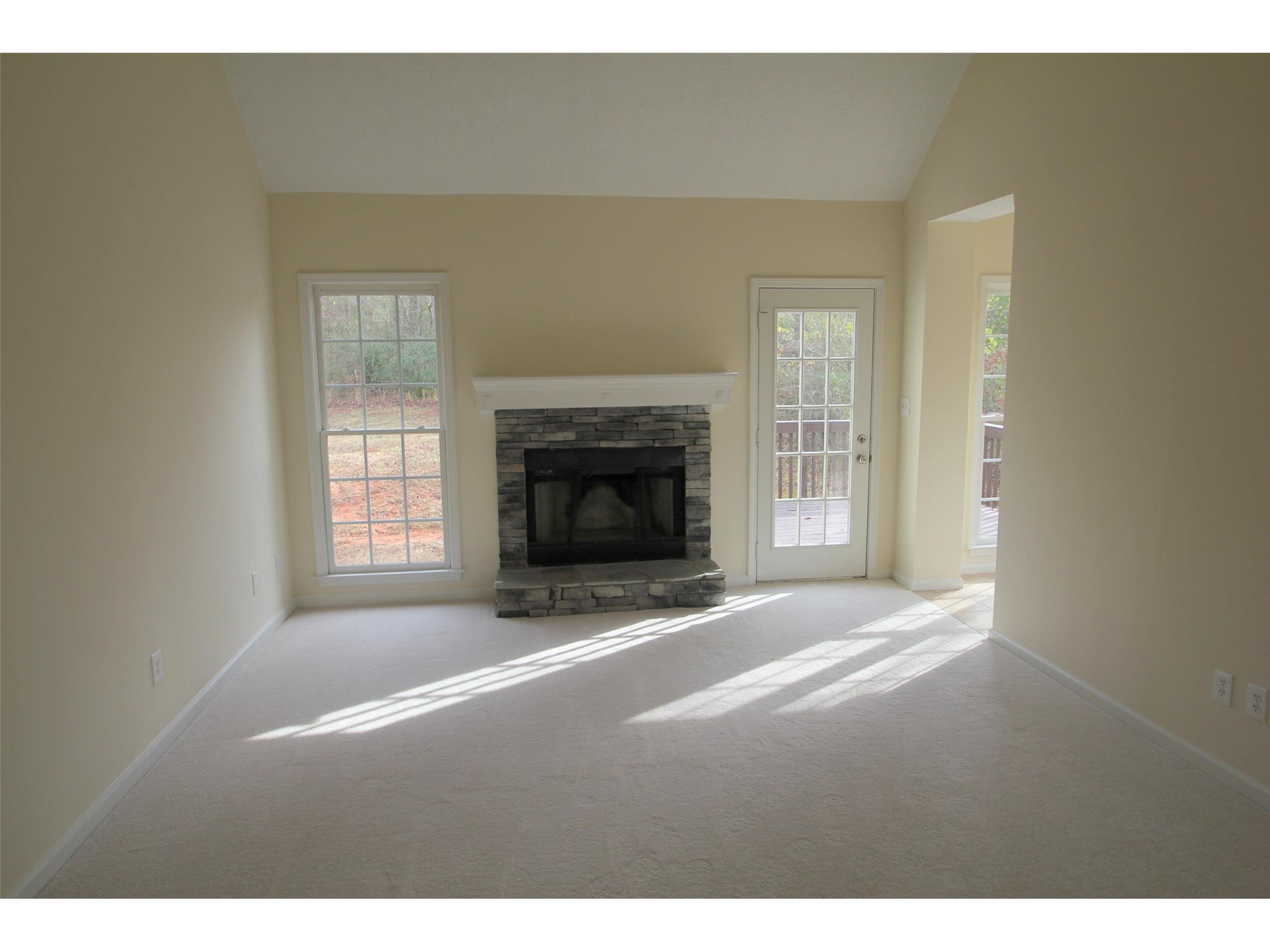 120 Mosby Creek Dr, Hampton, GA 30228 photo 2