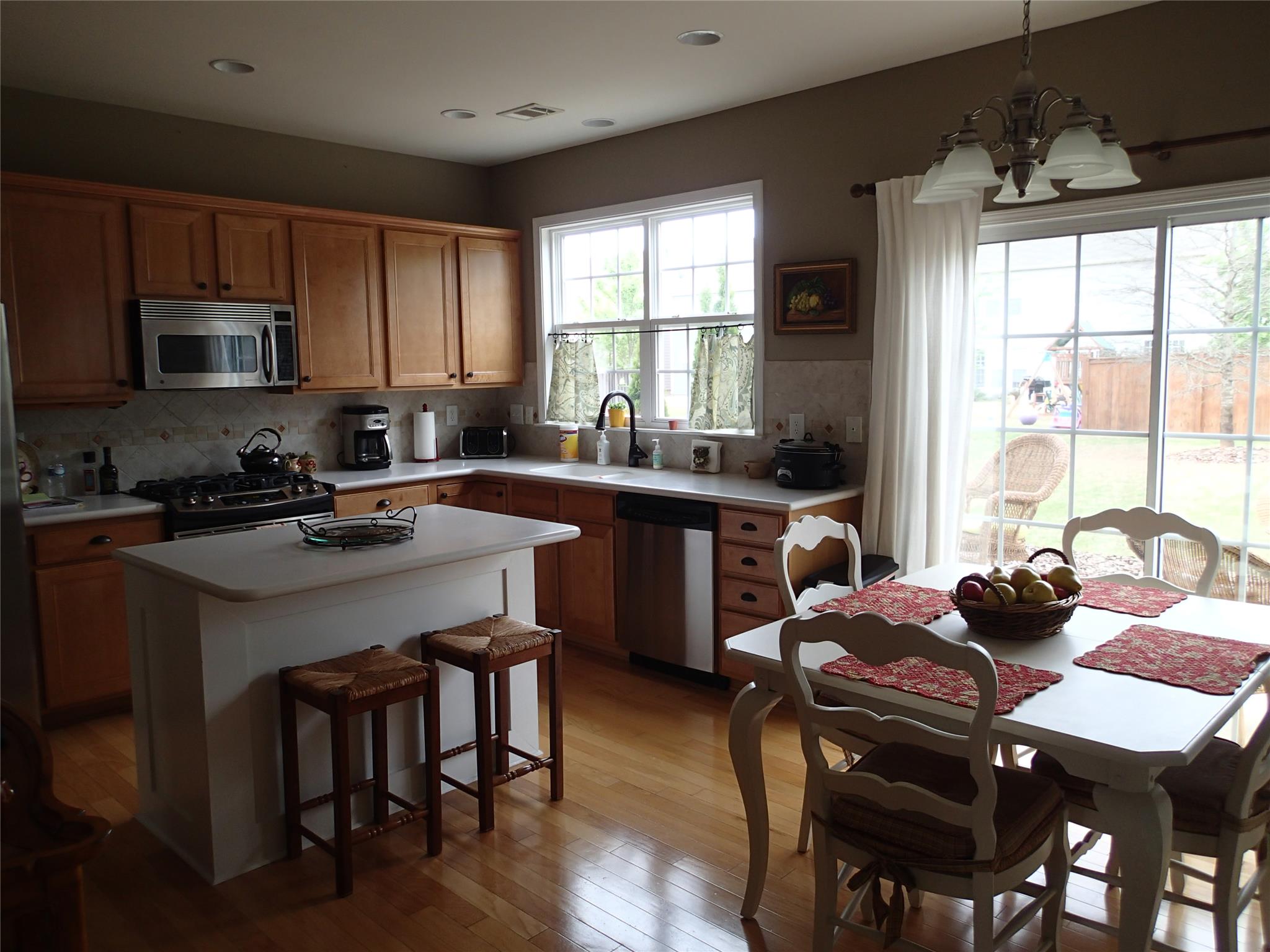 713 Berkeley Ter, Canton, GA 30115 photo 4
