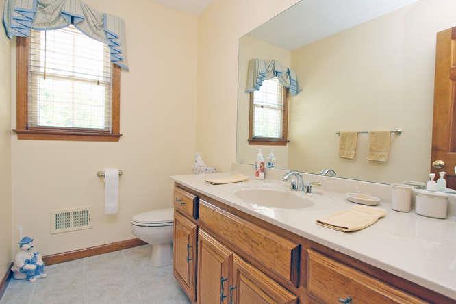 3015 Saint Andrews Dr, Duluth, GA 30096 photo 7