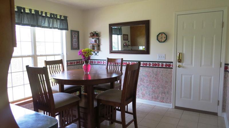 352 New Hope Rd, Toccoa, GA 30577 photo 8