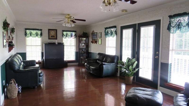 352 New Hope Rd, Toccoa, GA 30577 photo 5