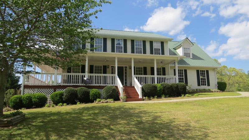 352 New Hope Rd, Toccoa, GA 30577 photo 1