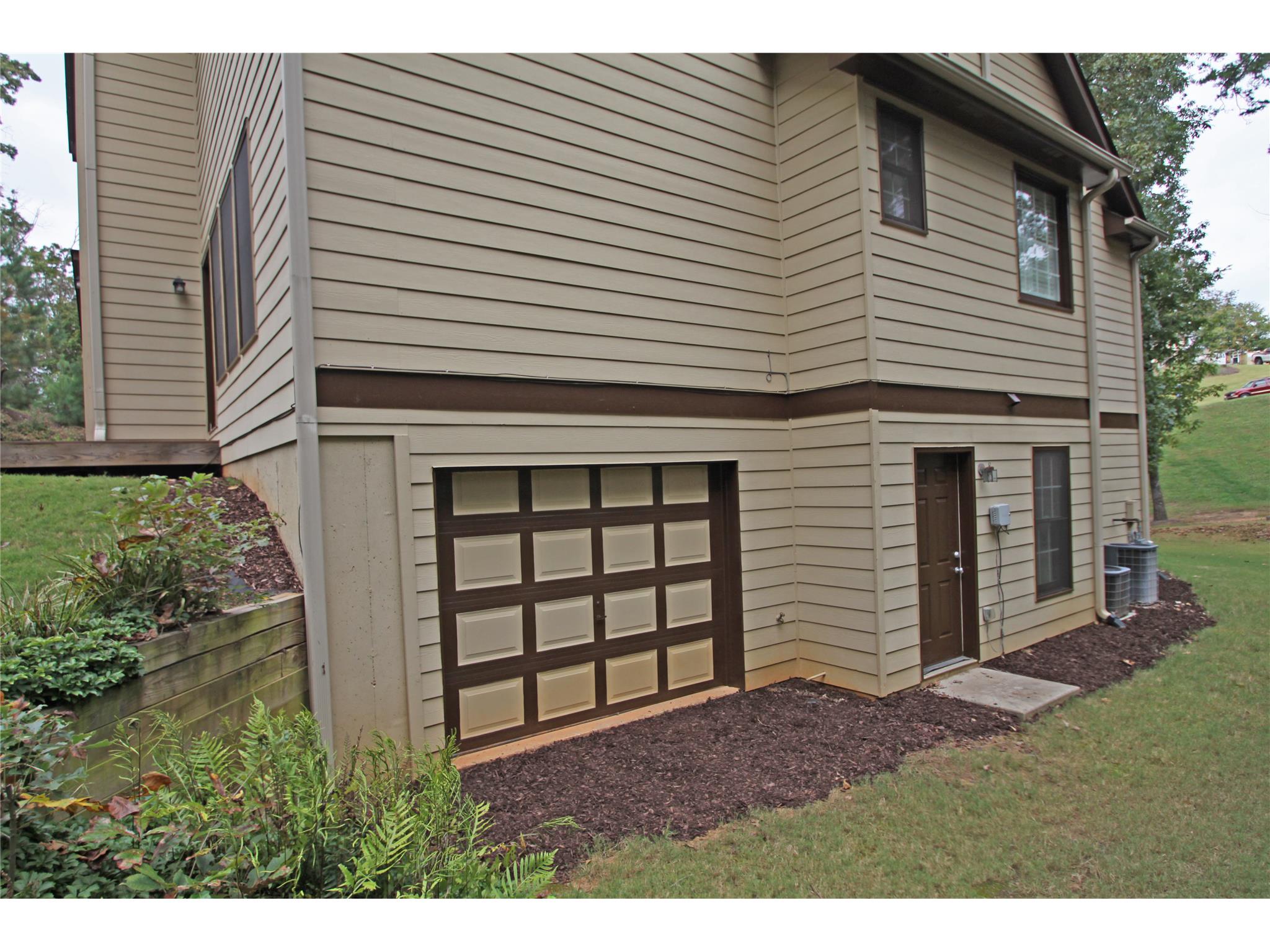 303 Blake Dr, Canton, GA 30114 photo 9