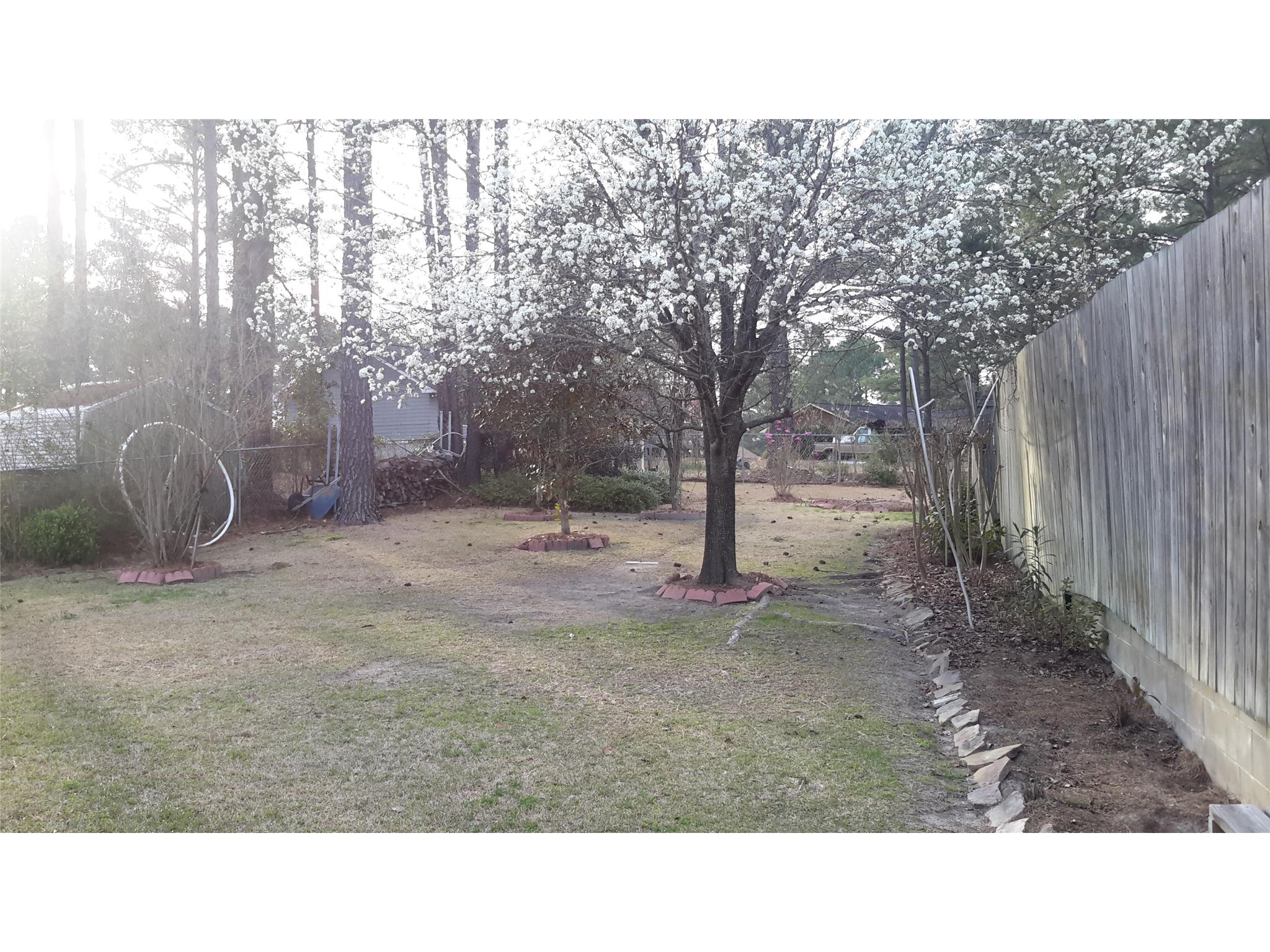 403 Holly Dr, Dublin, GA 31021 photo 8