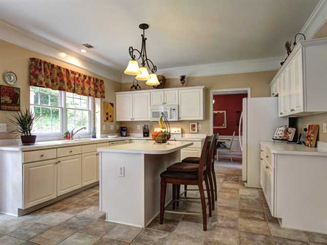 225 Witheridge Dr, Duluth, GA 30097 photo 6