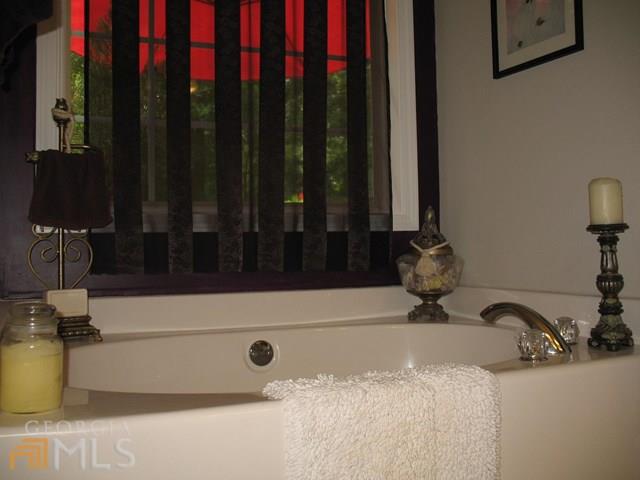 18 Edgefield Dr, Commerce, GA 30529 photo 13