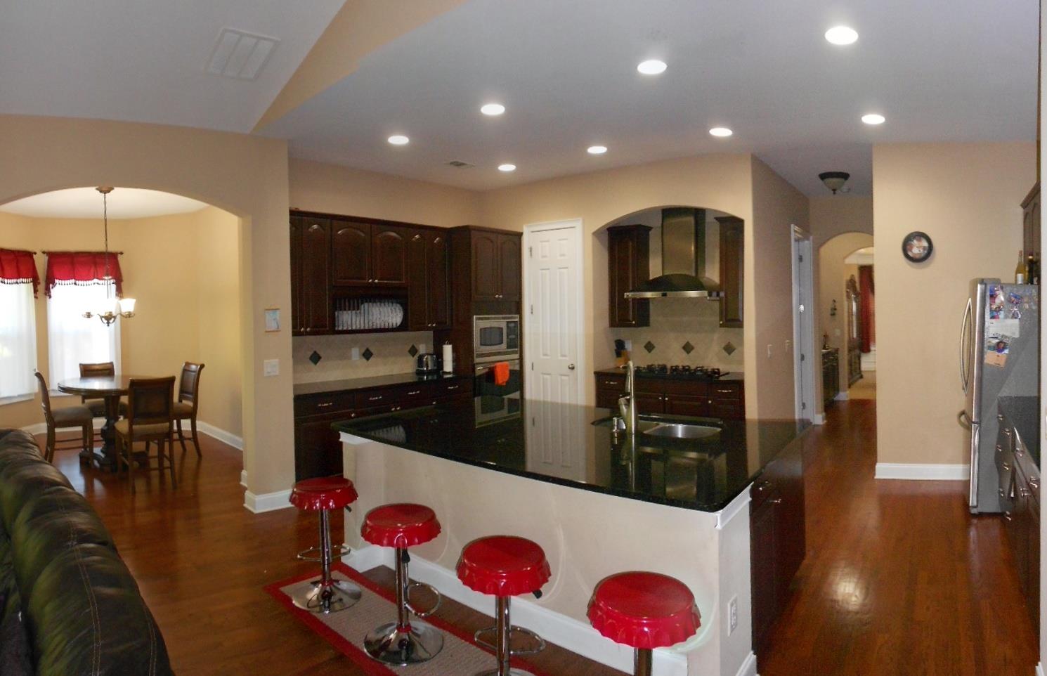 665 Apperson Way, Suwanee, GA 30024 photo 4