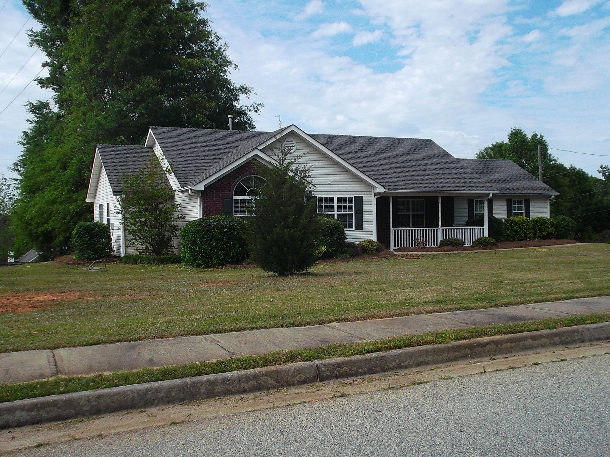 207 Crystal Ct, Hampton, GA 30228 photo 1