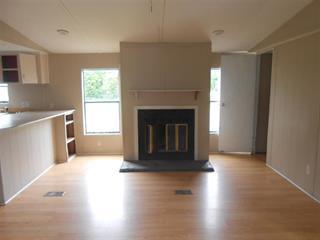 202 Surrey Dr, Warner Robins, GA 31093 photo 5