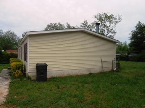 123 Roger Dr, Byron, GA 31008 photo 2