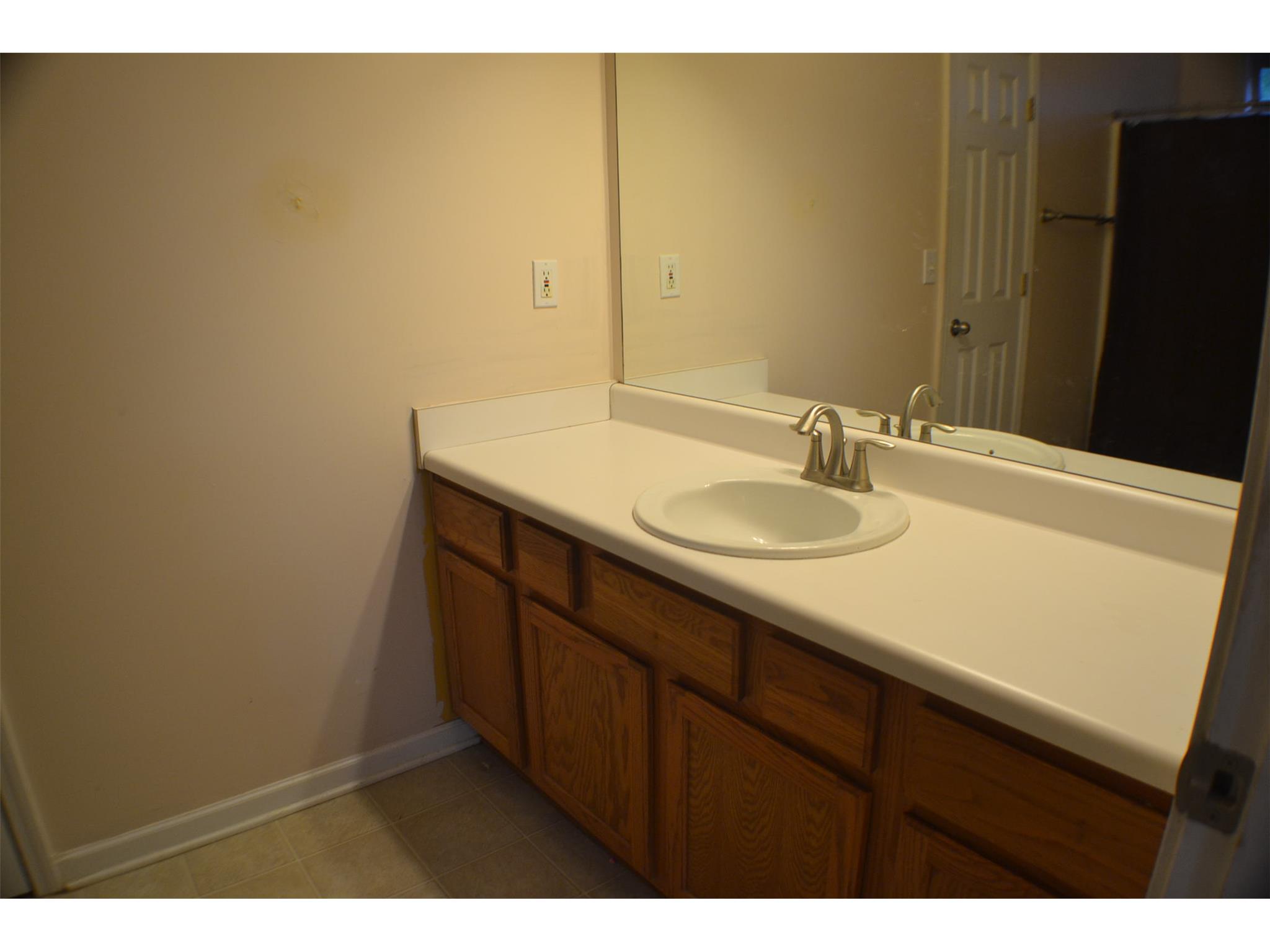 585 Freeman Dr, Covington, GA 30016 photo 8
