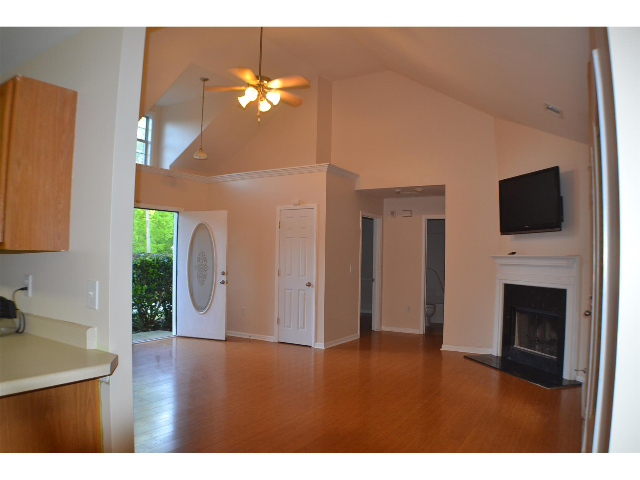 585 Freeman Dr, Covington, GA 30016 photo 3