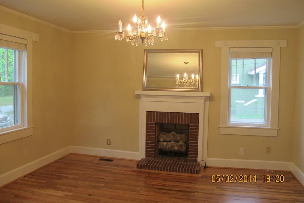 377 Elizabeth St, Commerce, GA 30529 photo 4