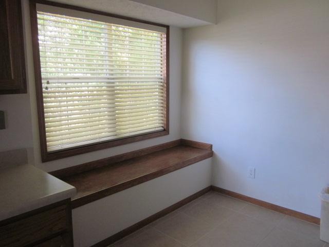 5851 Meadowview Rd, Rex, GA 30273 photo 11