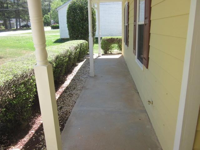 5851 Meadowview Rd, Rex, GA 30273 photo 4