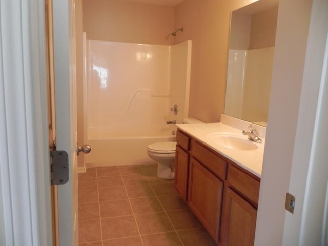 1913 Executive Dr, Duluth, GA 30096 photo 13