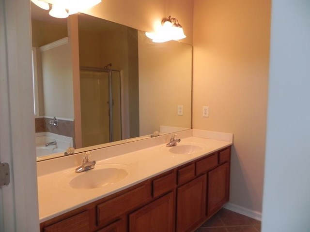 1913 Executive Dr, Duluth, GA 30096 photo 11