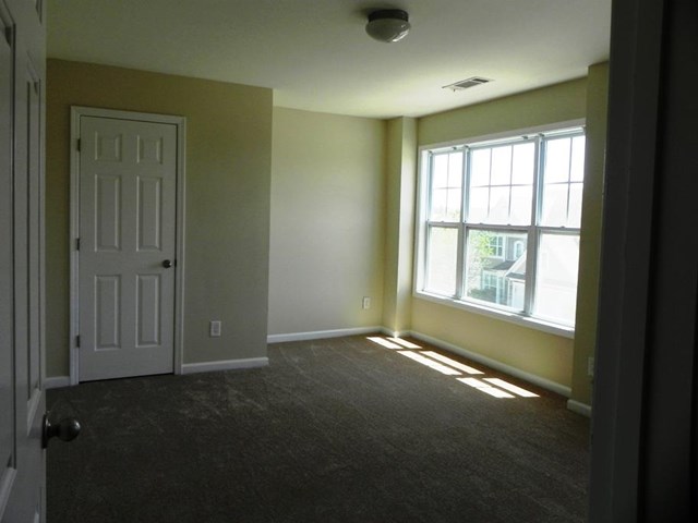 1913 Executive Dr, Duluth, GA 30096 photo 17