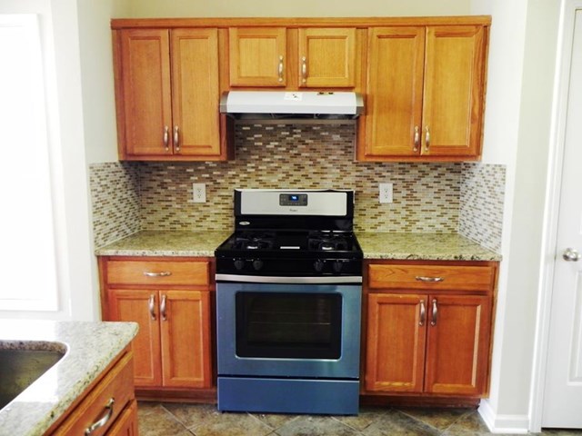 1913 Executive Dr, Duluth, GA 30096 photo 5