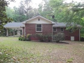 5902 Connie Cir, Rex, GA 30273 photo 6