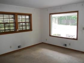 5902 Connie Cir, Rex, GA 30273 photo 2