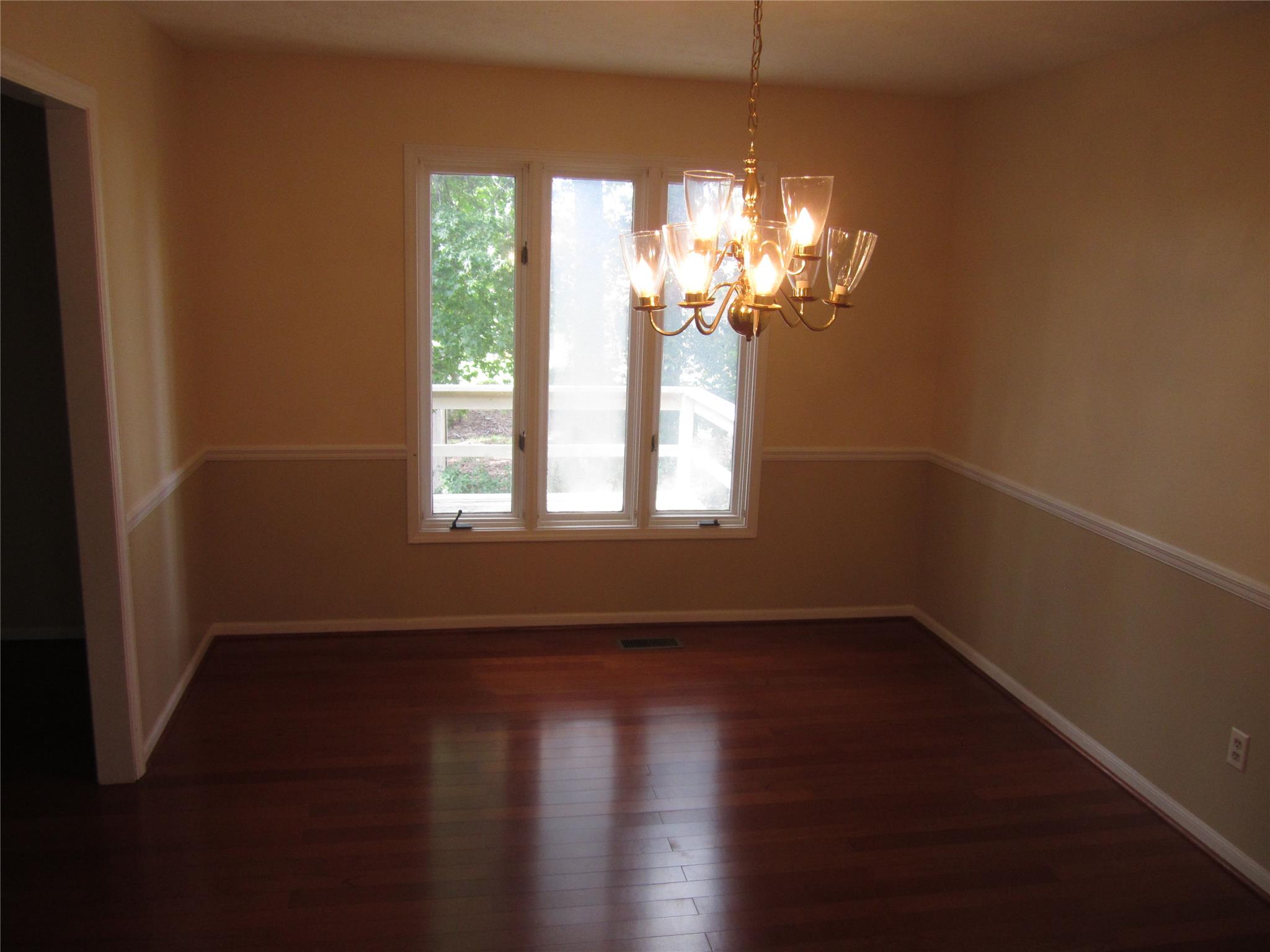 404 Somerset Pl, Lagrange, GA 30241 photo 15