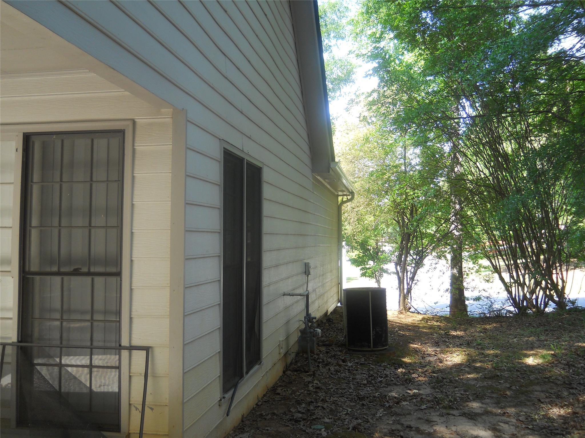 3278 Poplar Ridge Dr, Rex, GA 30273 photo 5