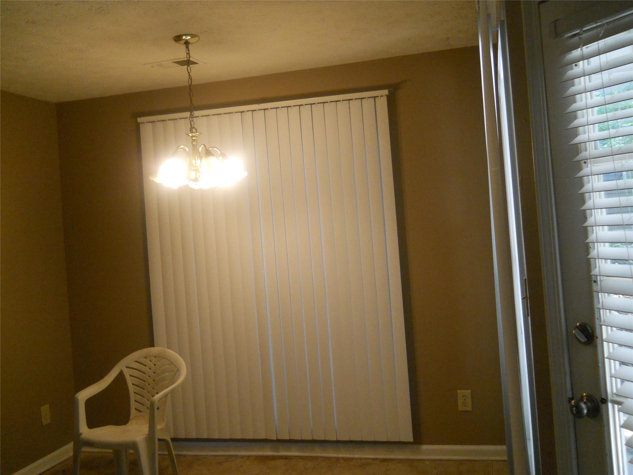 3278 Poplar Ridge Dr, Rex, GA 30273 photo 10