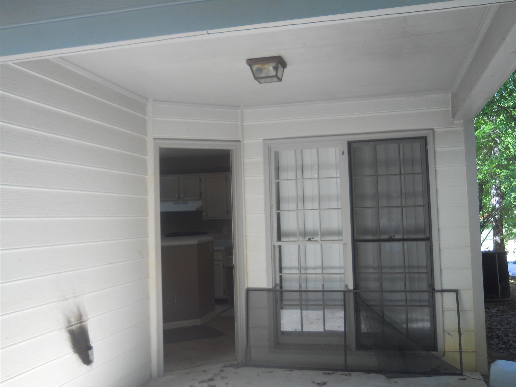 3278 Poplar Ridge Dr, Rex, GA 30273 photo 3