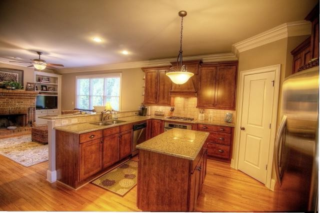 116 Spring Dr, Roswell, GA 30075 photo 6