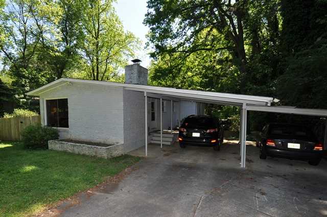 3864 Commander Dr, Atlanta, GA 30341 photo 1