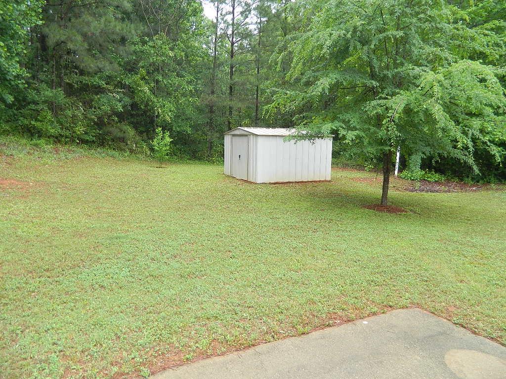 115 Ridgefield Dr, Lagrange, GA 30241 photo 2