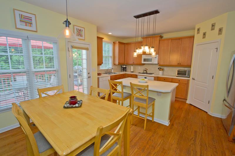 4060 Summit Gate Dr, Suwanee, GA 30024 photo 14