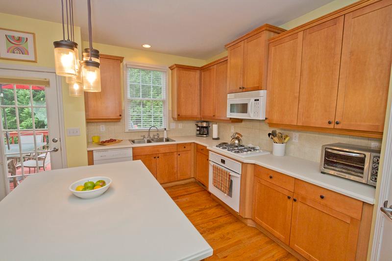 4060 Summit Gate Dr, Suwanee, GA 30024 photo 11