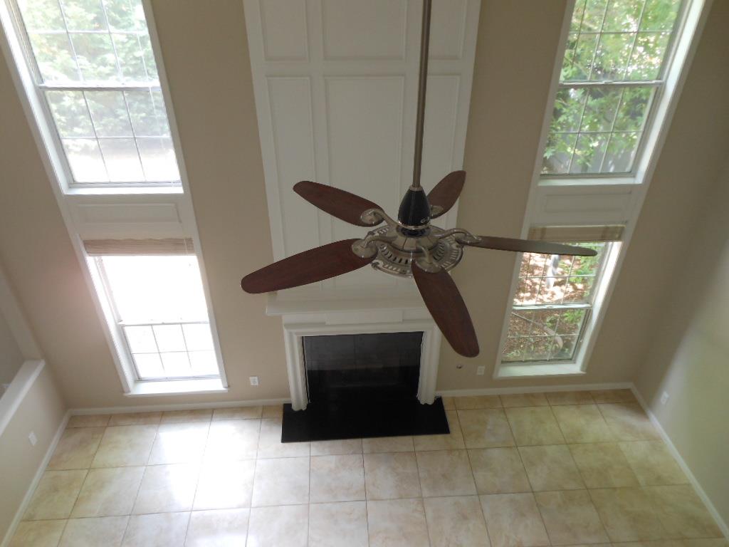 230 Waltham Ct, Duluth, GA 30097 photo 3