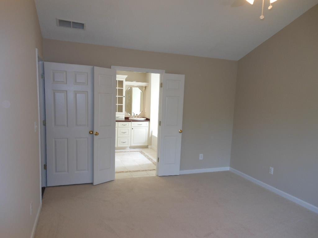 230 Waltham Ct, Duluth, GA 30097 photo 12