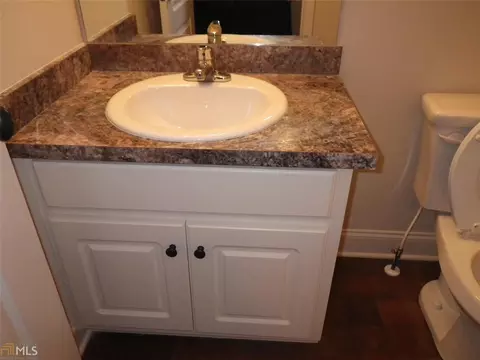 2203 Avalon Trce, Winder, GA 30680 photo 3