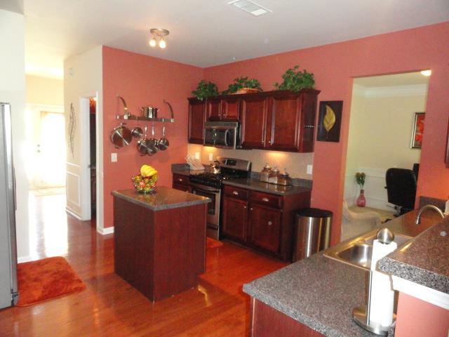 735 Moonlight Way, Suwanee, GA 30024 photo 8