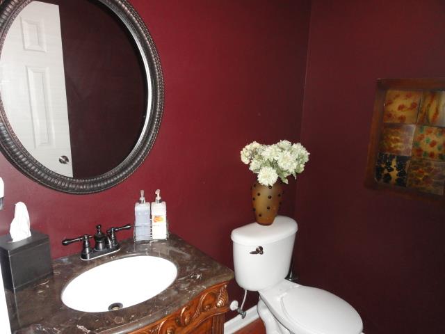 735 Moonlight Way, Suwanee, GA 30024 photo 17